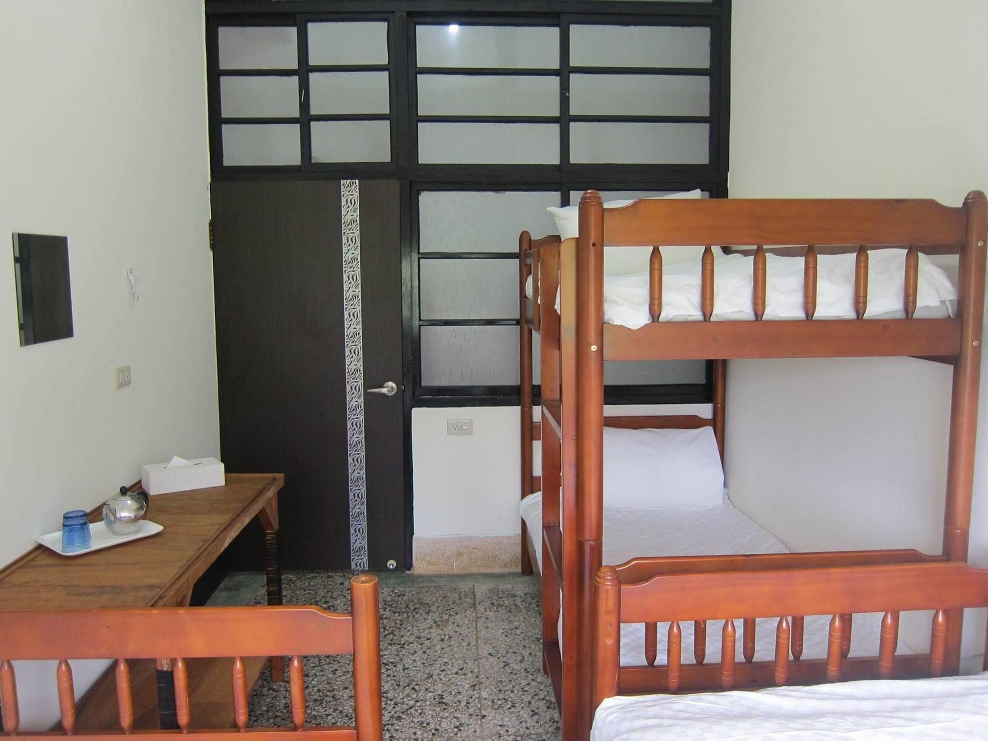 Appartement Runners' House Taitung à Changbin Extérieur photo